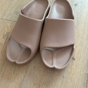 Kenroll anti slip slippers